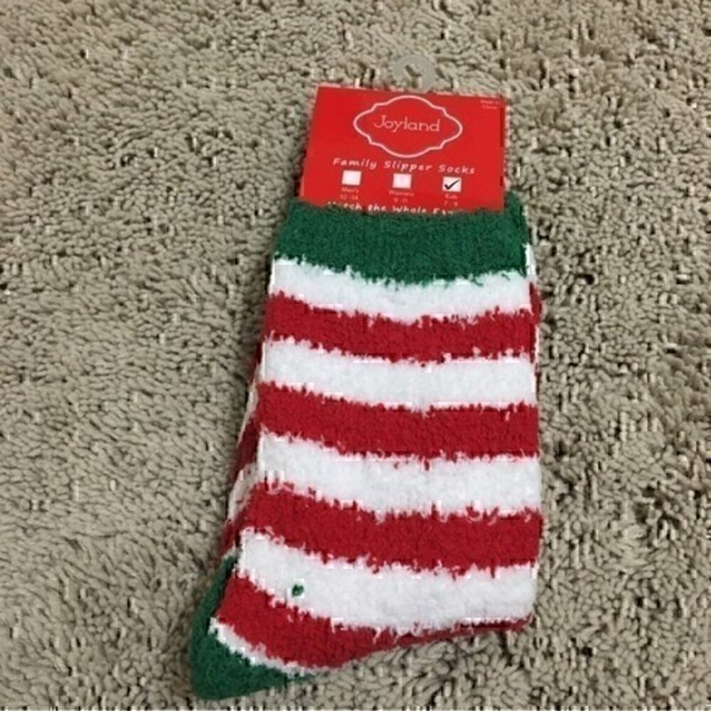 Joy land kid’s Christmas slipper  socks with grippers kids size 7-9